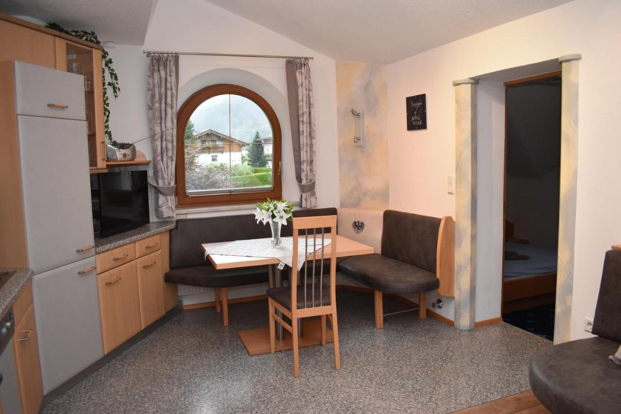 Haus Egger Apartment Neustift im Stubaital Luaran gambar