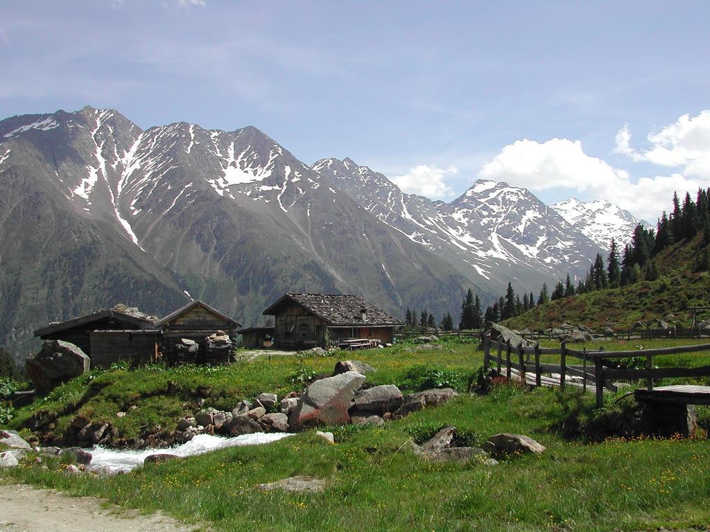 Haus Egger Apartment Neustift im Stubaital Luaran gambar